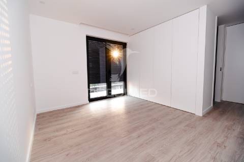 Encontre o seu espaço...fantástico apartamento novo,