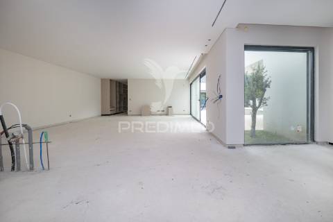 Moradia com piscina e vista rio em soutelo, braga
