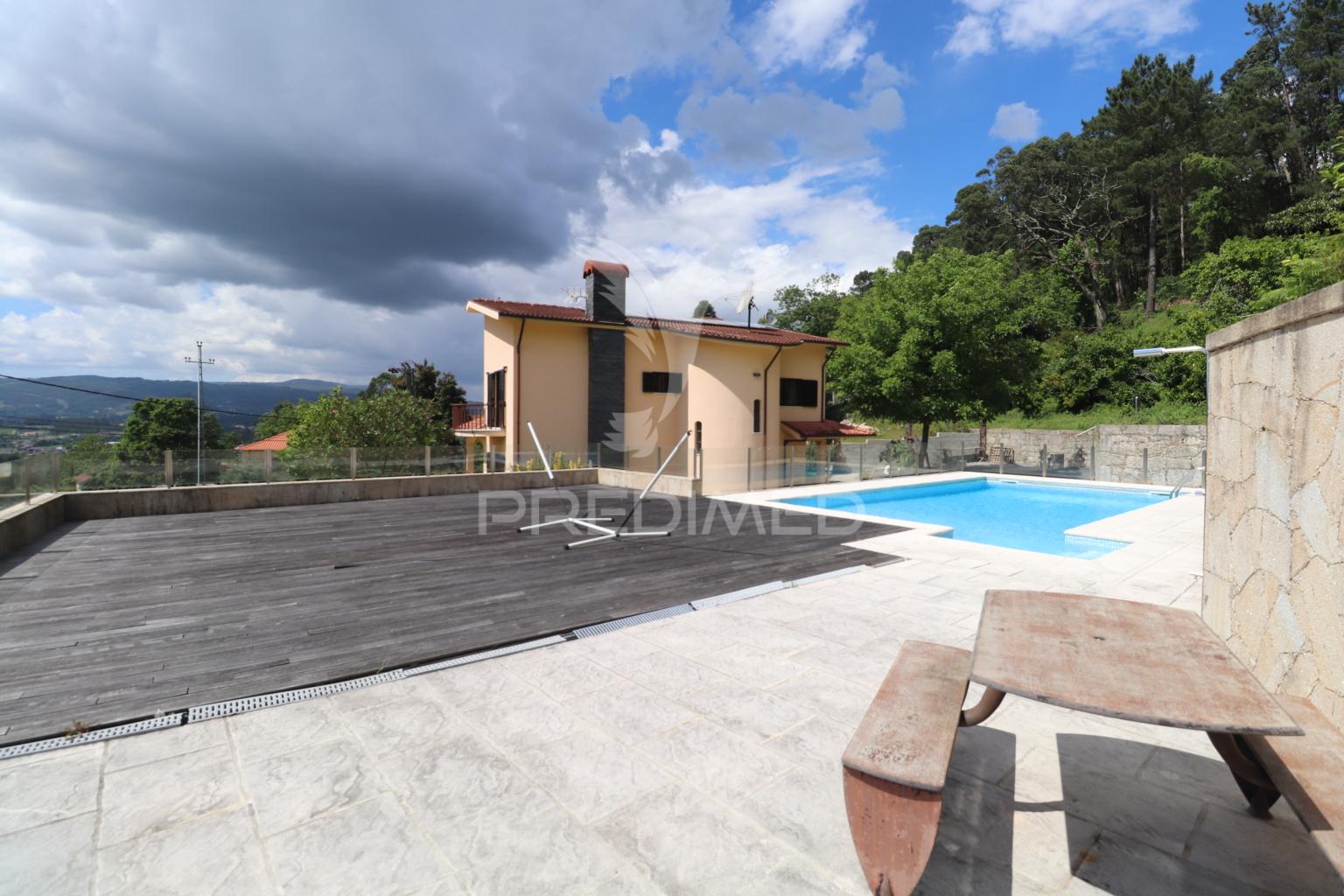 Encontre o seu espaço. fantástica moradia com piscina