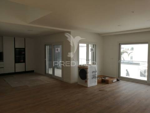 Moradia nova isolada t4 c/piscina