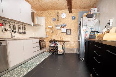 Terreno com 2 casas independentes em gualtar, braga!