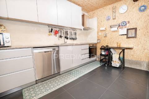 Terreno com 2 casas independentes em gualtar, braga!