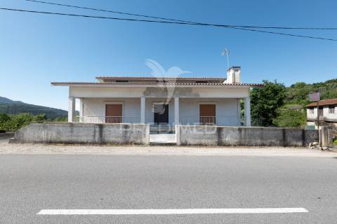 Moradia individual a pouco minutos de braga e do gerês