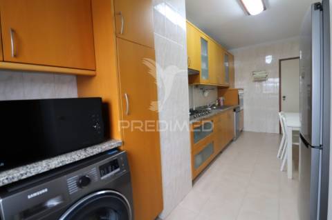 Conquiste o seu espaço, fantástico apartamento t4