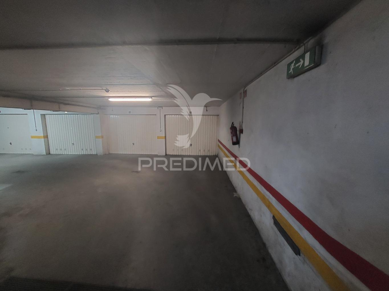 Garagem box alto seixalinho, barreiro