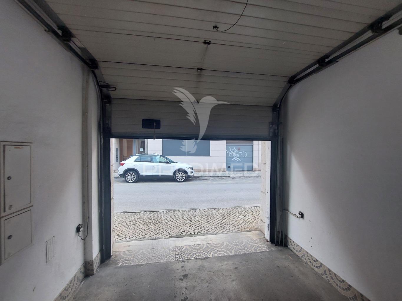 Garagem box alto seixalinho, barreiro