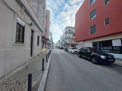 Garagem box alto seixalinho, barreiro