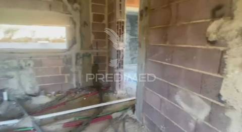 Moradia térrea isolada . piscina e garagem. fernão ferro