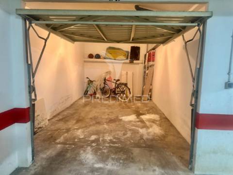 Apartamento t2 na póvoa de varzim - próximo da praia