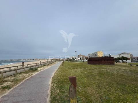 Apartamento t2 na póvoa de varzim - próximo da praia