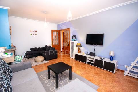 Apartamento t3 espaçoso com garagem e conforto na guarda