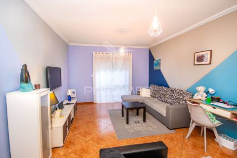 Apartamento t3 espaçoso com garagem e conforto na guarda