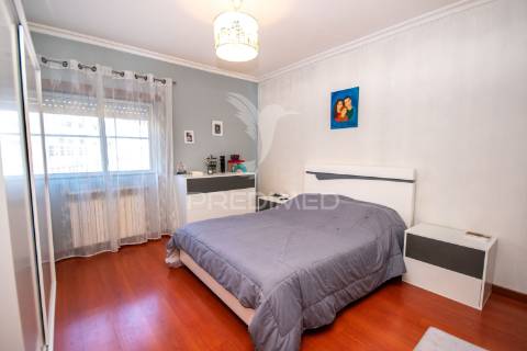 Apartamento t3 espaçoso com garagem e conforto na guarda