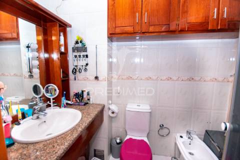 Apartamento t3 espaçoso com garagem e conforto na guarda