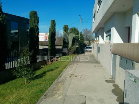Moradia  t4 em caldas das taipas