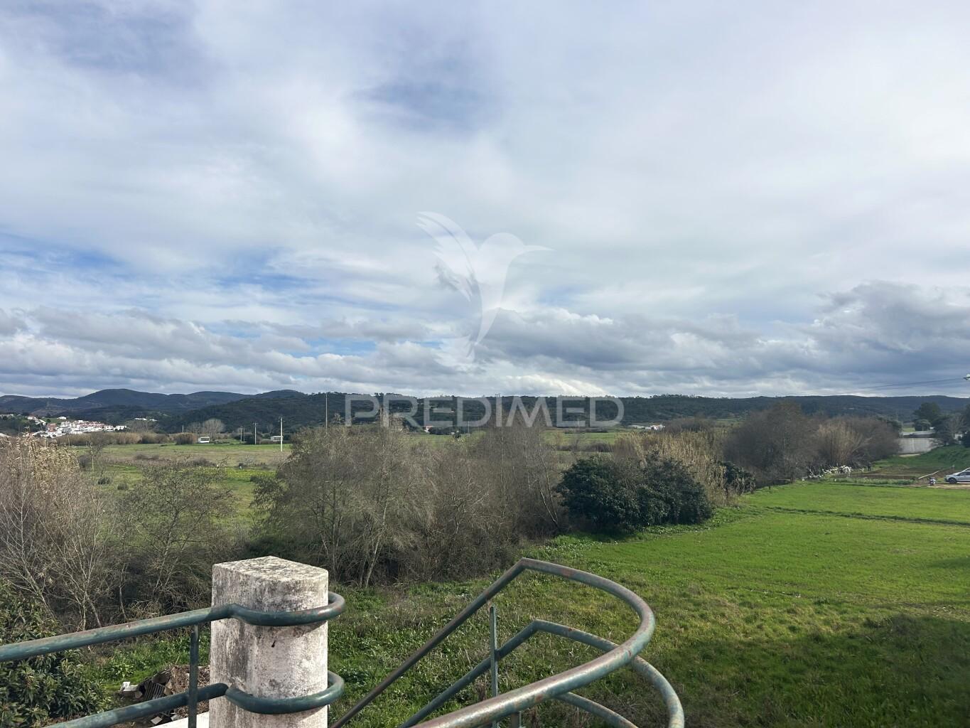 Apartamento t1+1 em aljezur