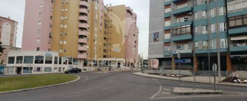 Dois lugares de estacionamento (1+1) - edifício do bocage (barreiro)