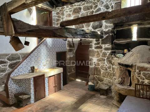 Quintinha com 2 casas (douro)