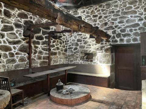 Quintinha com 2 casas (douro)