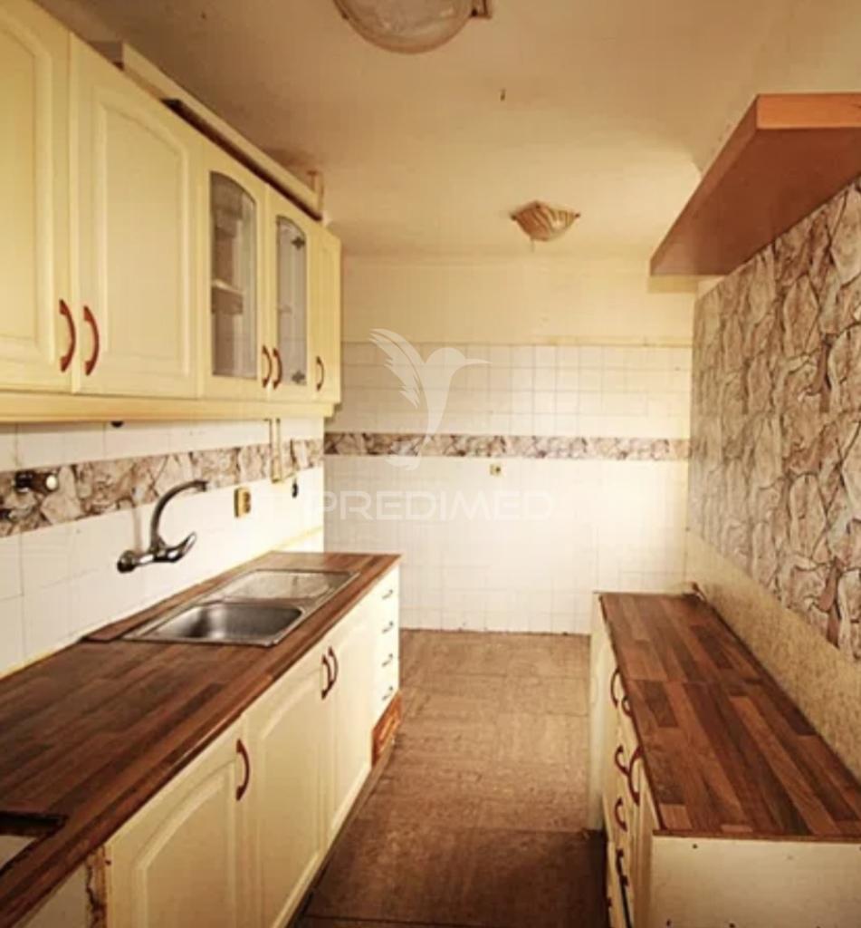Apartamento t3 para remodelação | 125m² | loures