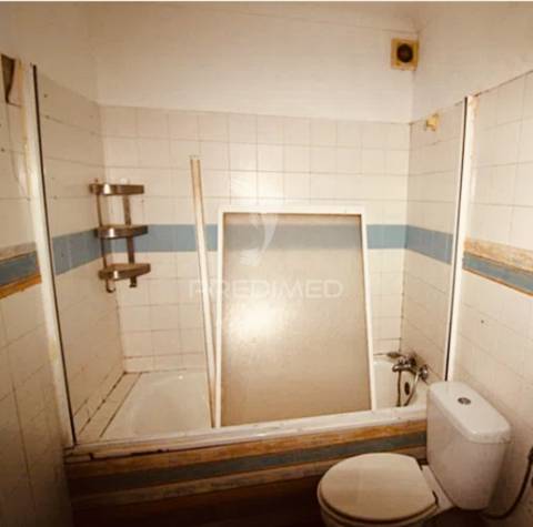 Apartamento t3 para remodelação | 125m² | loures