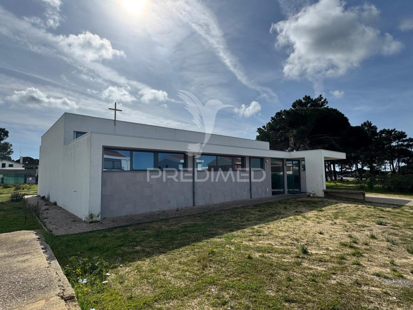 Moradia t3 com piscina lagoa de albufeira