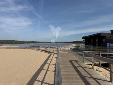 Moradia t3 com piscina lagoa de albufeira