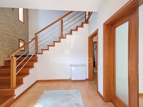 Moradia t4 na quinta do loureiro