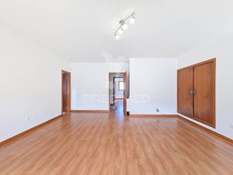Moradia t4 na quinta do loureiro