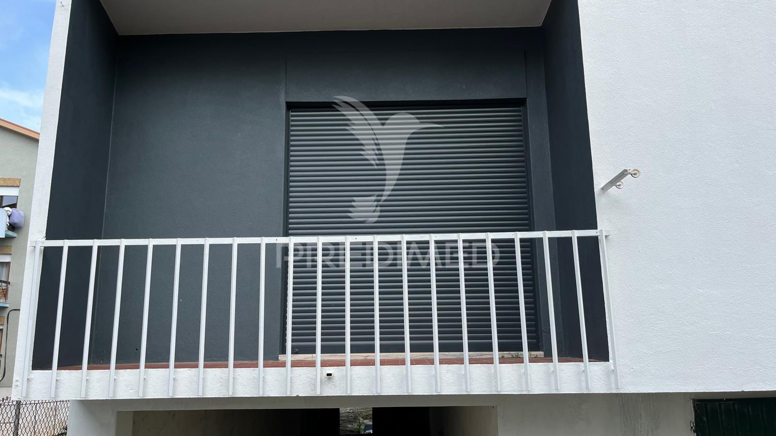 Apartamento t4+1 em torres novas