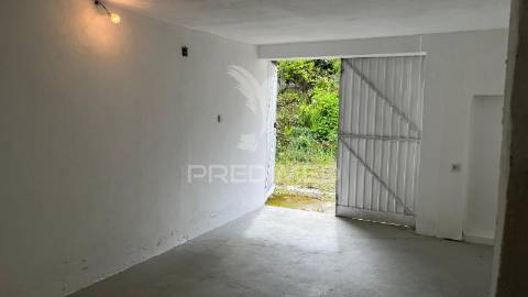 Apartamento t4+1 em torres novas