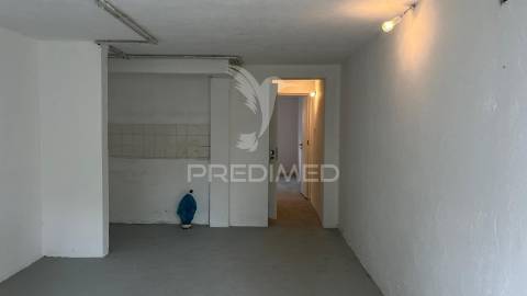 Apartamento t4+1 em torres novas