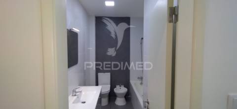 Apartamento t4+1 em torres novas