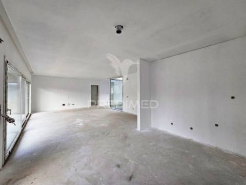 Moradia isolada t4, c/piscina e garagem,  oleiros - azeitão