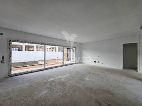 Moradia isolada t4, c/piscina e garagem,  oleiros - azeitão