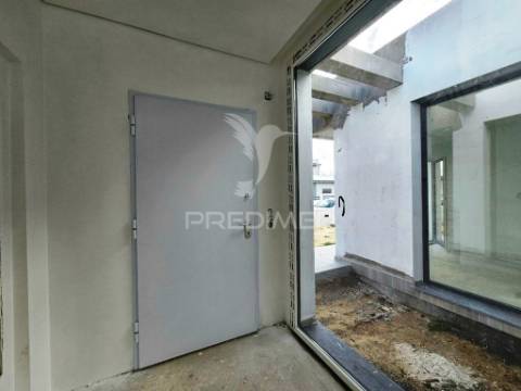 Moradia isolada t4, c/piscina e garagem,  oleiros - azeitão