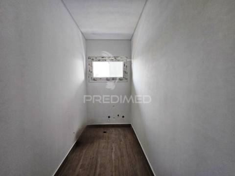 Moradia isolada t4, c/piscina e garagem,  oleiros - azeitão