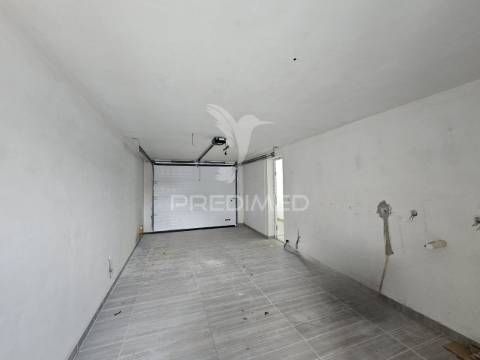 Moradia isolada t4, c/piscina e garagem,  oleiros - azeitão