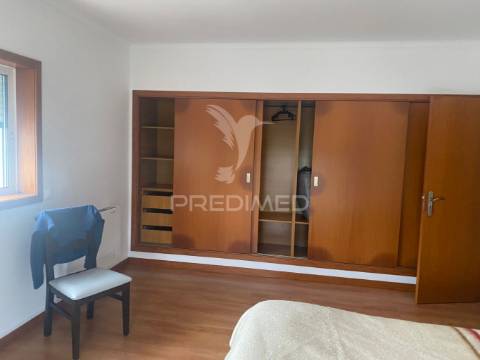 Moradia t4 na quinta do loureiro