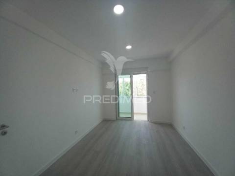 T3-4 ass.-paivas-seixal-remodelado como novo