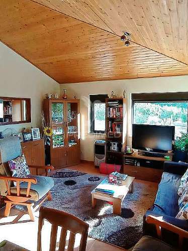 Quintinha em terreno  de 2 762m2, a 5 min das praias de sesimbra
