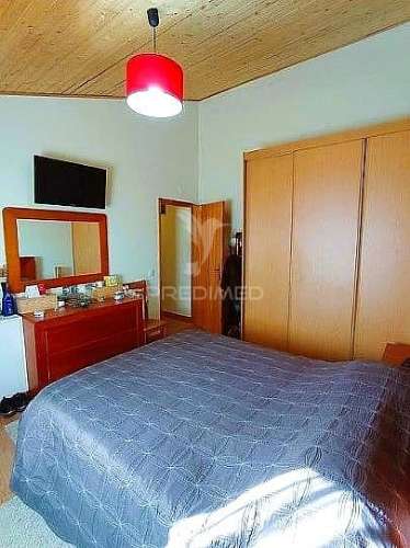 Quintinha em terreno  de 2 762m2, a 5 min das praias de sesimbra