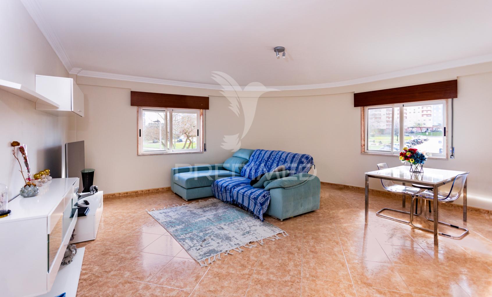 Apartamento t2 c/arrecadação santa marta do pinhal