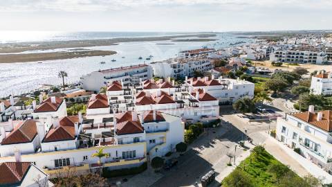 Apartamento t3 duplex com vista mar em cabanas de tavira