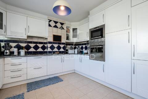 Apartamento t3 duplex com vista mar em cabanas de tavira