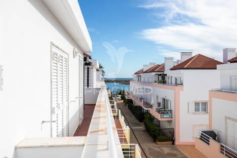 Apartamento t3 duplex com vista mar em cabanas de tavira