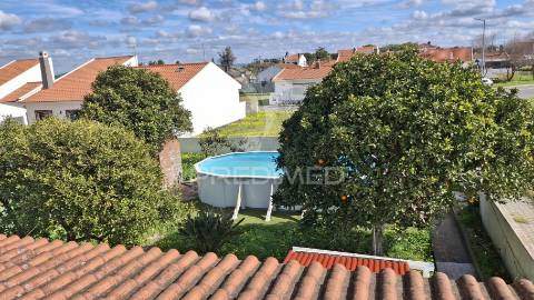 Duas moradias - t3 + t2 - boavista dos pinheiros - odemira
