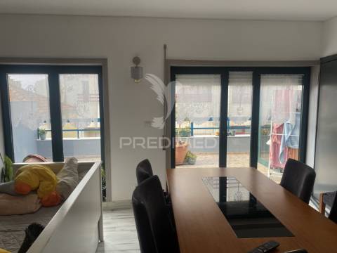 Apartamento t1 com terraço em leça da palmeira