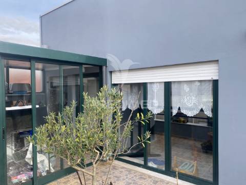 Apartamento t1 com terraço em leça da palmeira