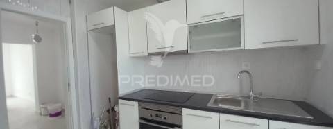 Apartamento t2 na castanheira do ribatejo